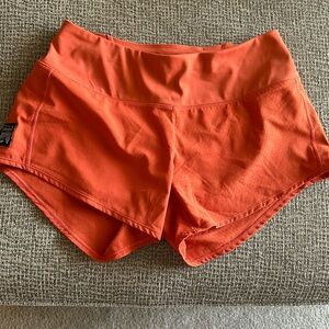 Oiselle Roga Shorts 4” Inseam Sz 4
